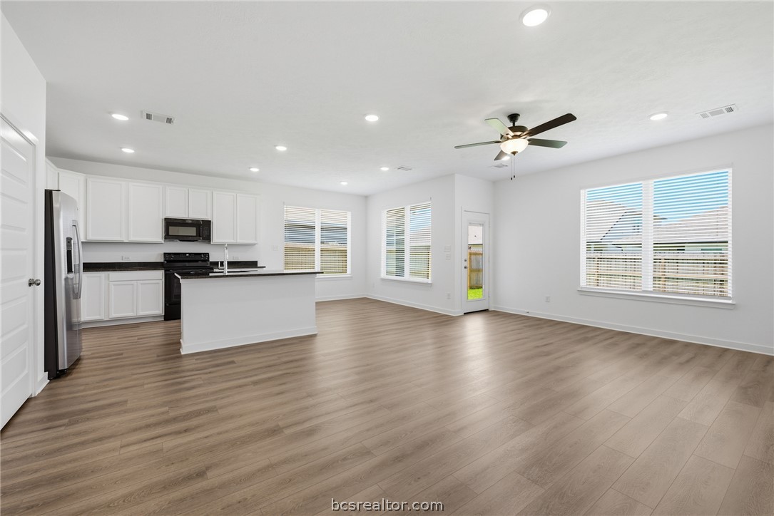 2404 Rooke Road Property Photo 5