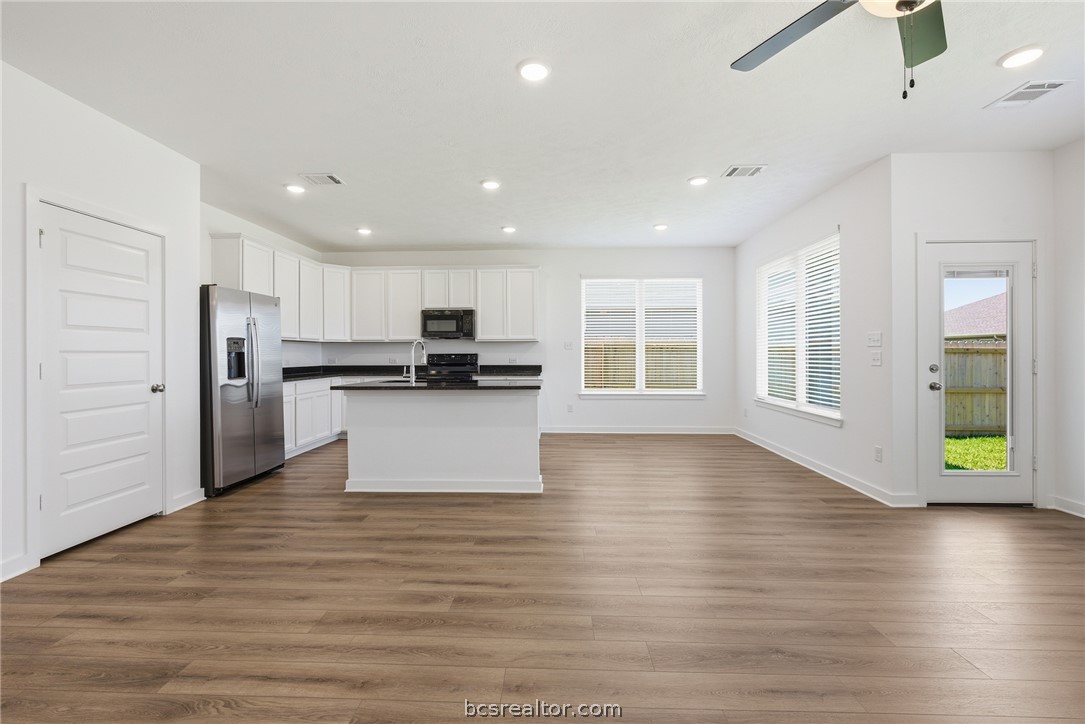 2404 Rooke Road Property Photo 6