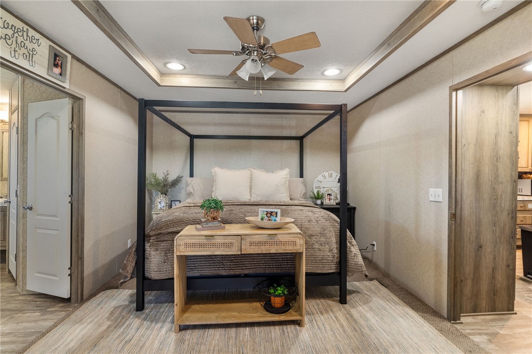 995 Diserens Road Property Photo 26