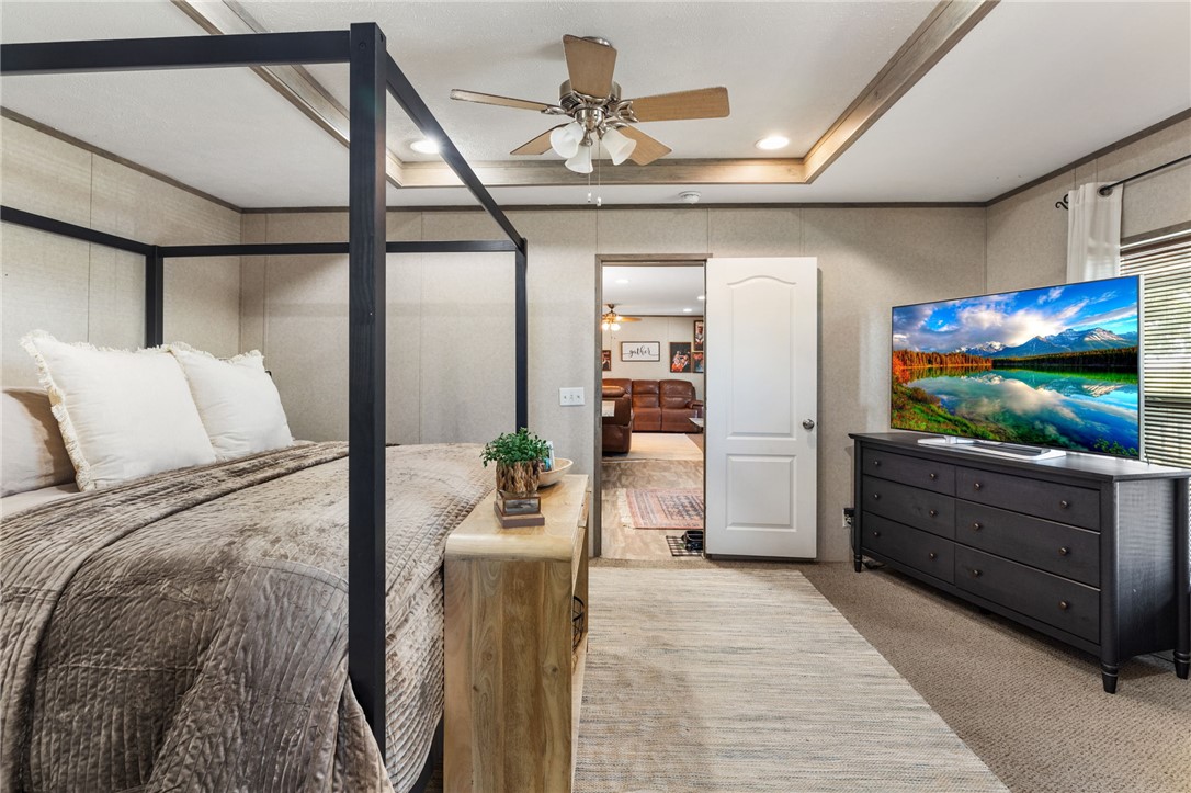 995 Diserens Road Property Photo 27