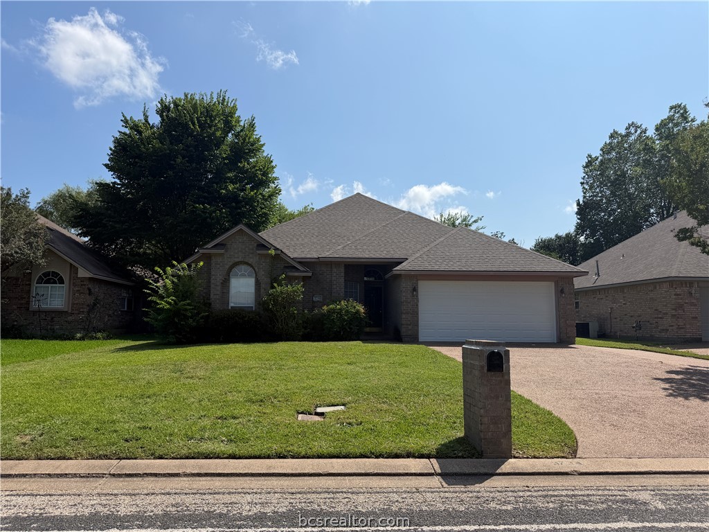 3734 Chantal Property Photo 1