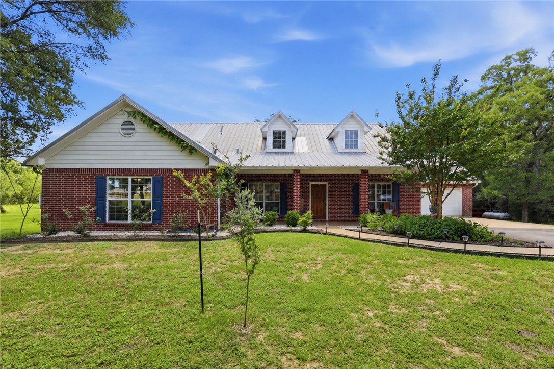 5064 Holleman Drive S Property Photo 1