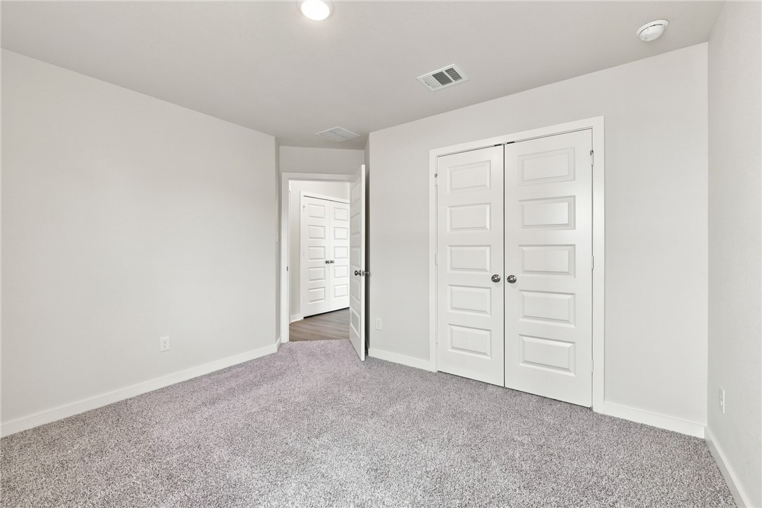 1388 Kingsgate Drive Property Photo 29