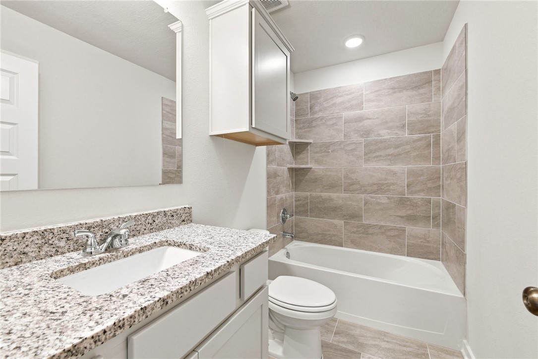 1388 Kingsgate Drive Property Photo 30