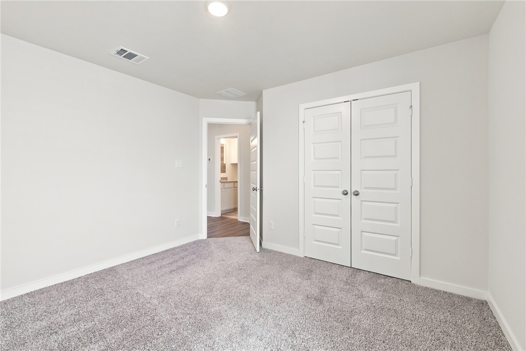 1388 Kingsgate Drive Property Photo 32