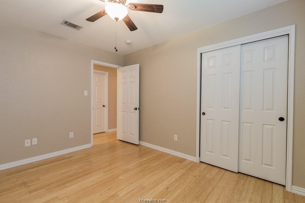 936 Whitewing Lane Property Photo 12