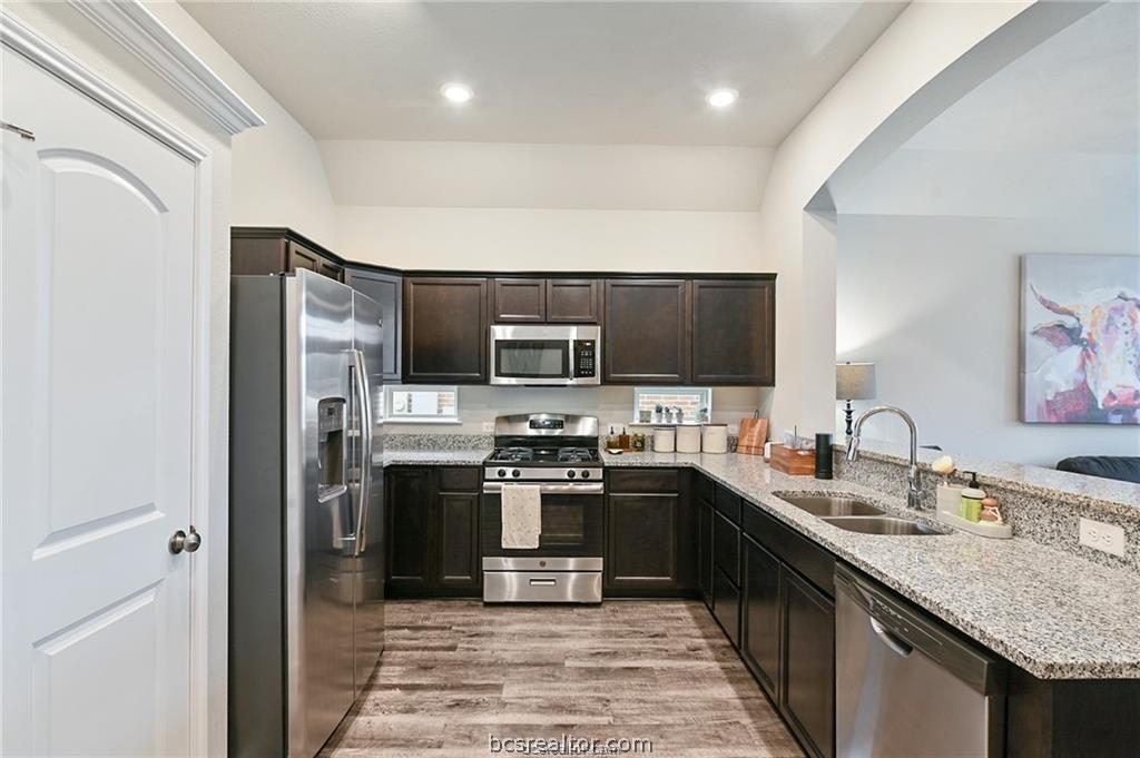 3864 Still Creek Loop Property Photo 7