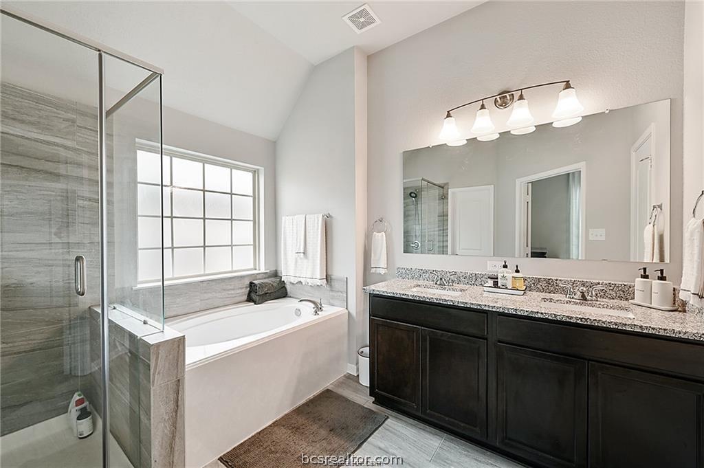 3864 Still Creek Loop Property Photo 10