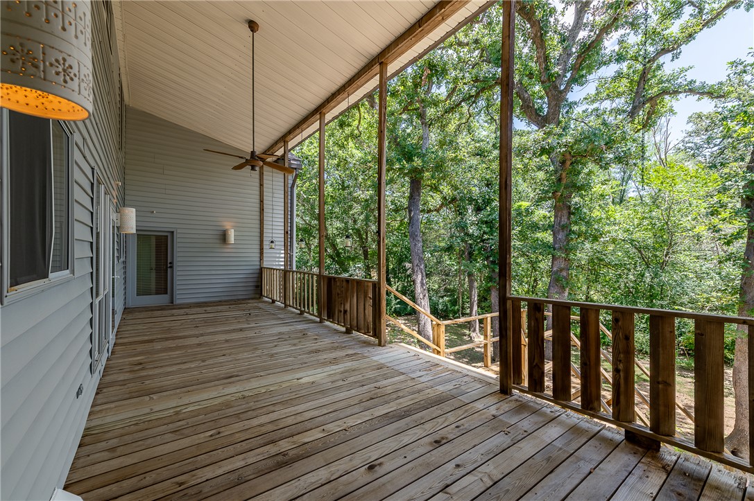 805 Copperas Drive Property Photo 8