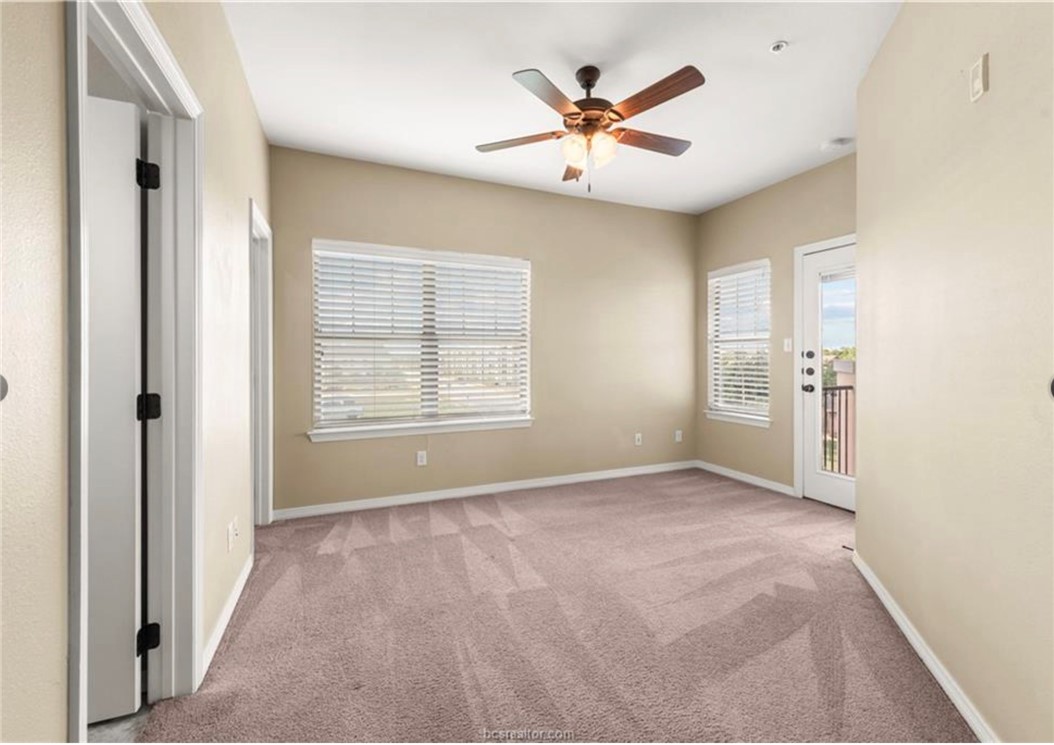 300 Holleman Drive E Property Photo 5