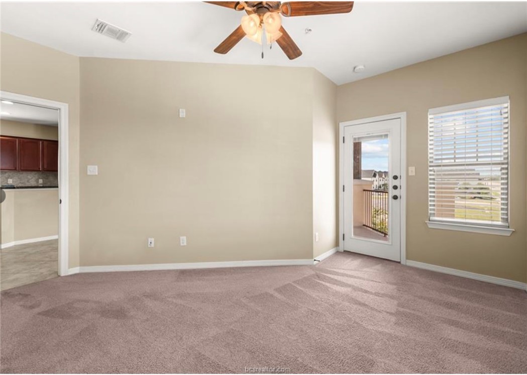 300 Holleman Drive E Property Photo 7