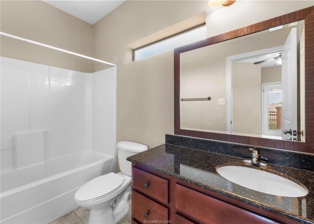 300 Holleman Drive E Property Photo 8