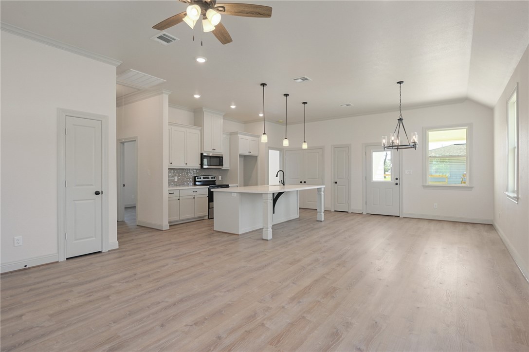 1508 Echols Property Photo 2