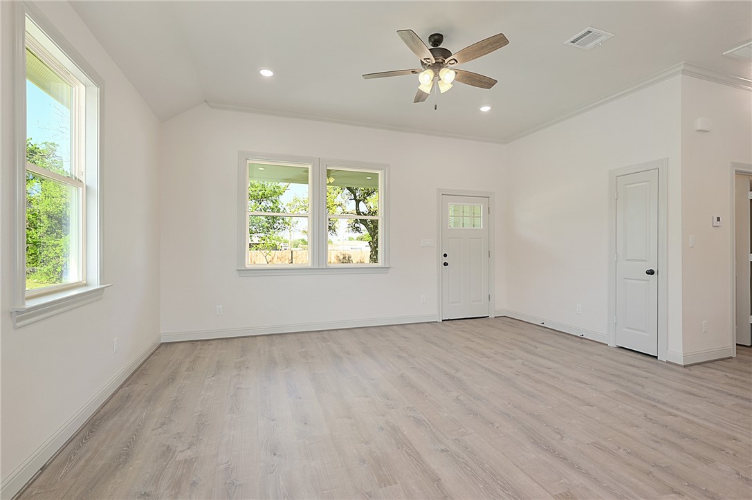 1508 Echols Property Photo 3
