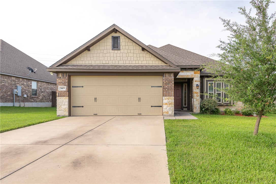 7403 Masters Drive Property Photo 1