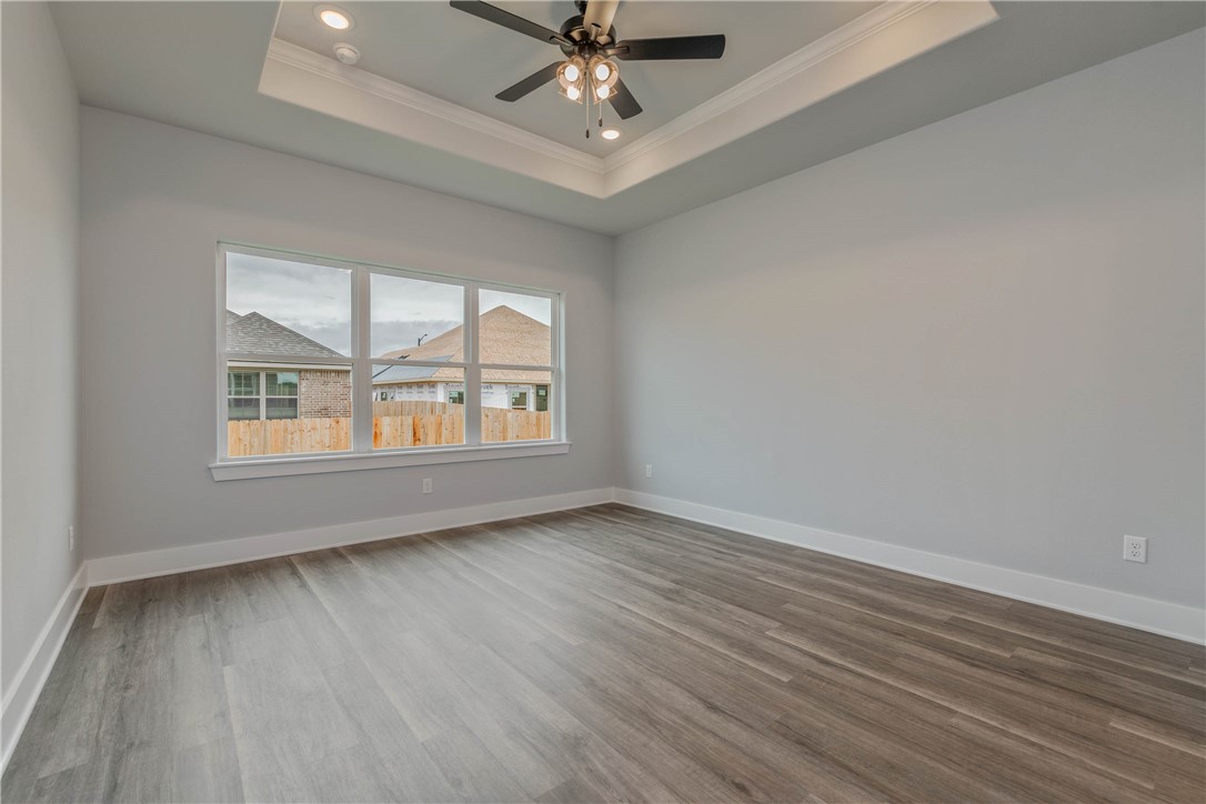 2811 Spector Drive Property Photo 17