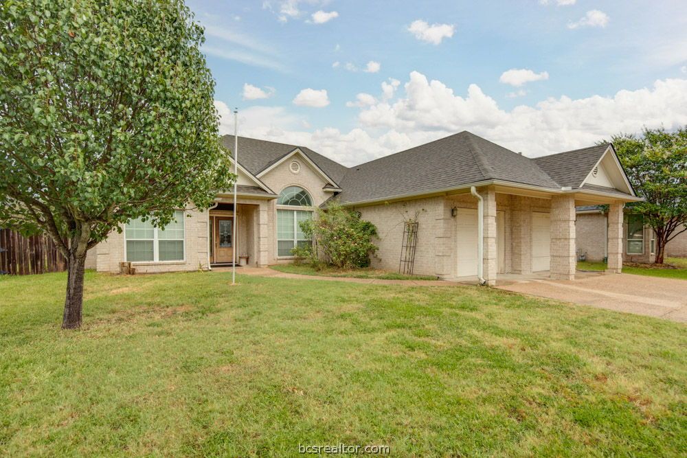 4005 Rehel Drive Property Photo 1