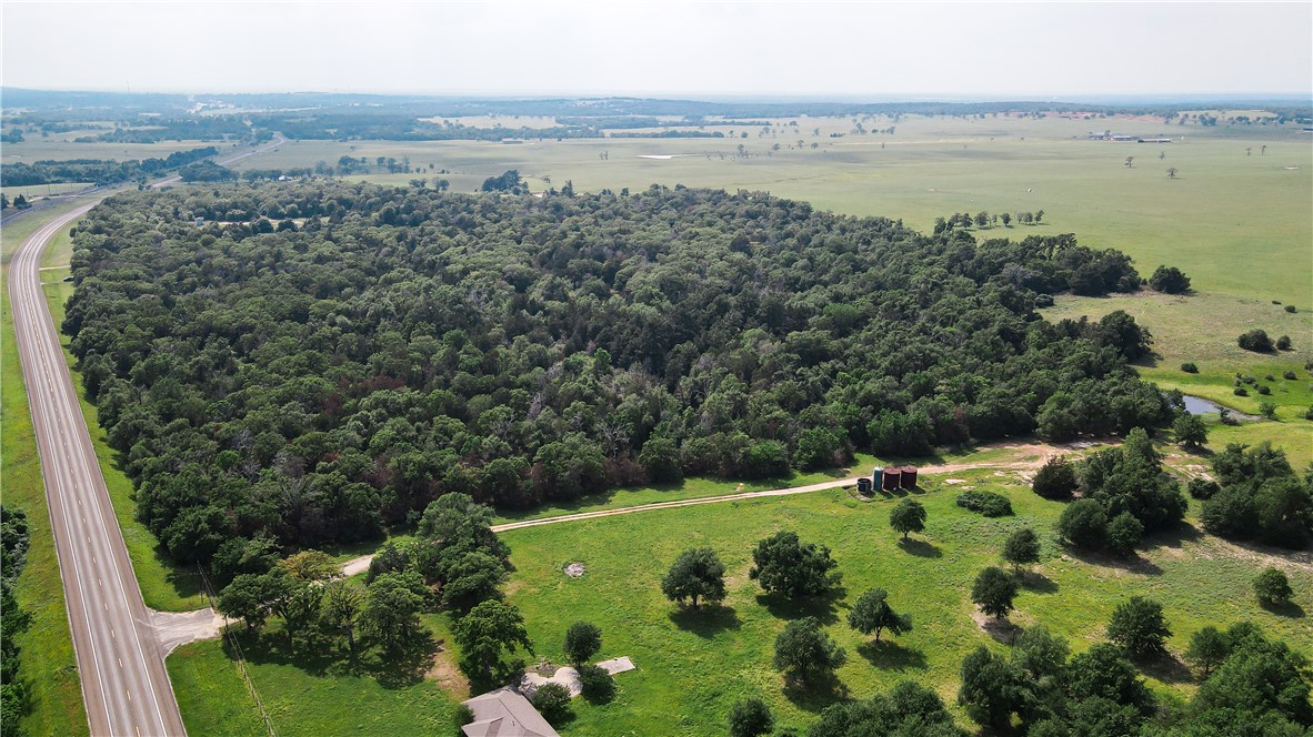 9151 Hwy 79 Property Photo 5