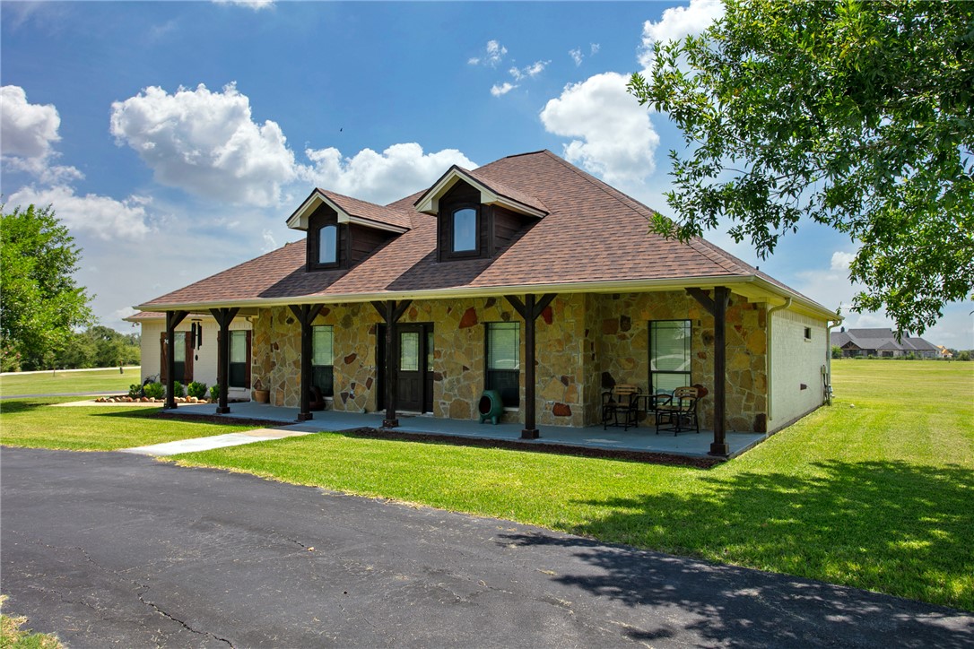 10175 Steep Hollow Road Property Photo 1