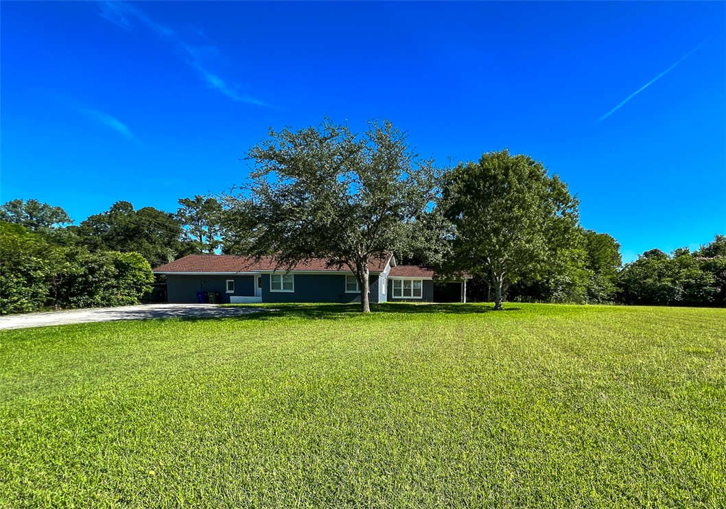516 Roundabout Road Property Photo 1