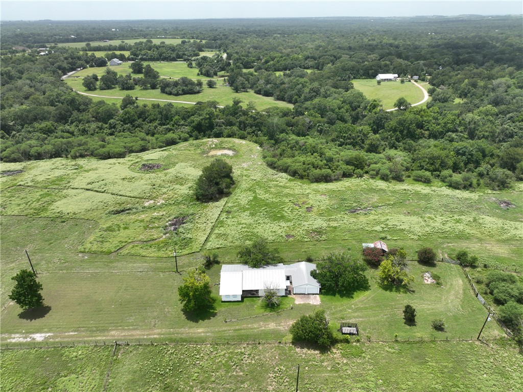 20525 Pickens Property Photo 4