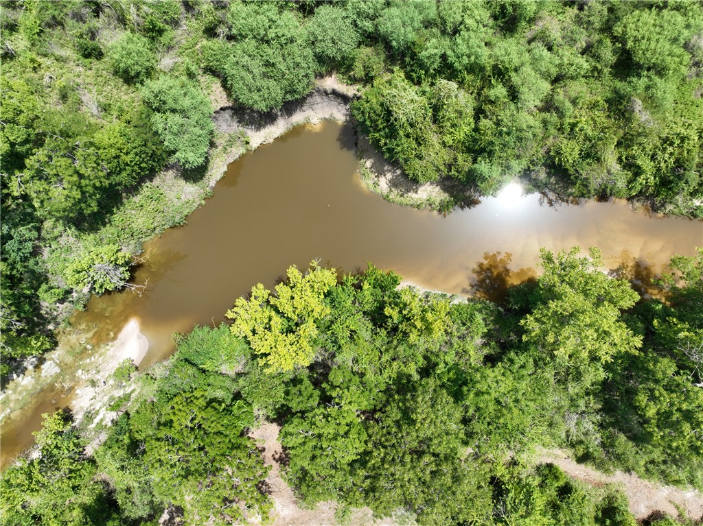 20525 Pickens Property Photo 8
