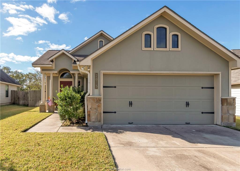 2015 Mountain Wind Property Photo 2