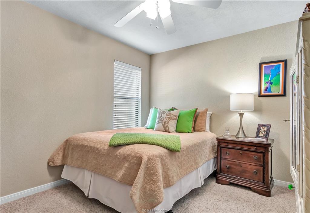 2015 Mountain Wind Property Photo 13