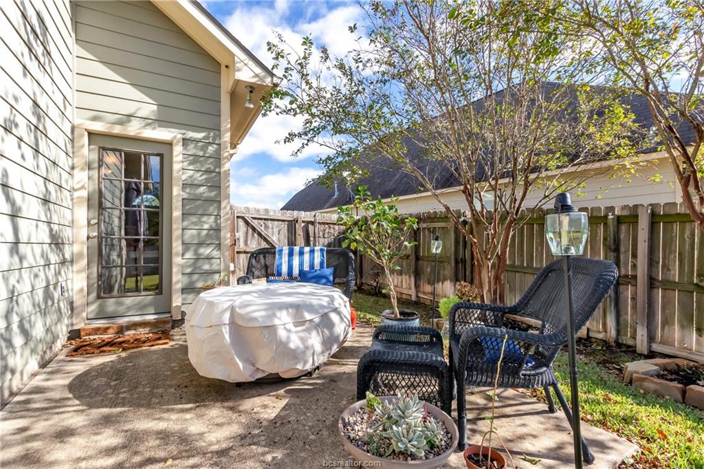 2015 Mountain Wind Property Photo 17