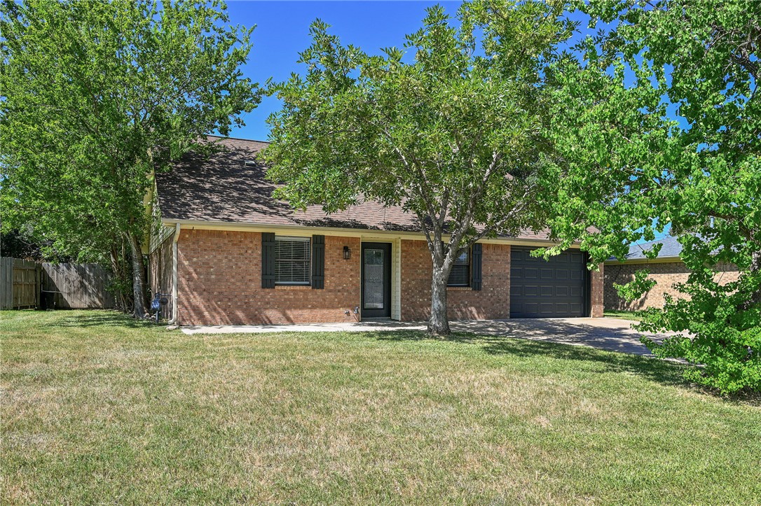 4325 Kirkwood Drive Property Photo 1