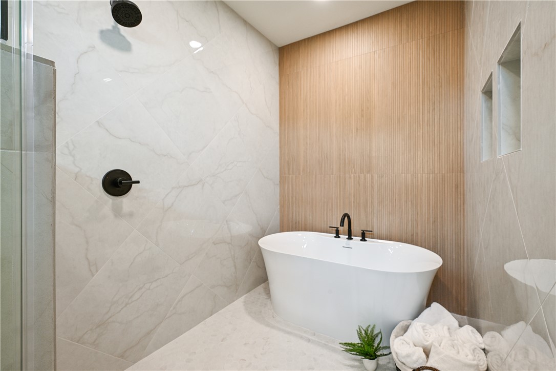 2822 Captain Drive Property Photo 18