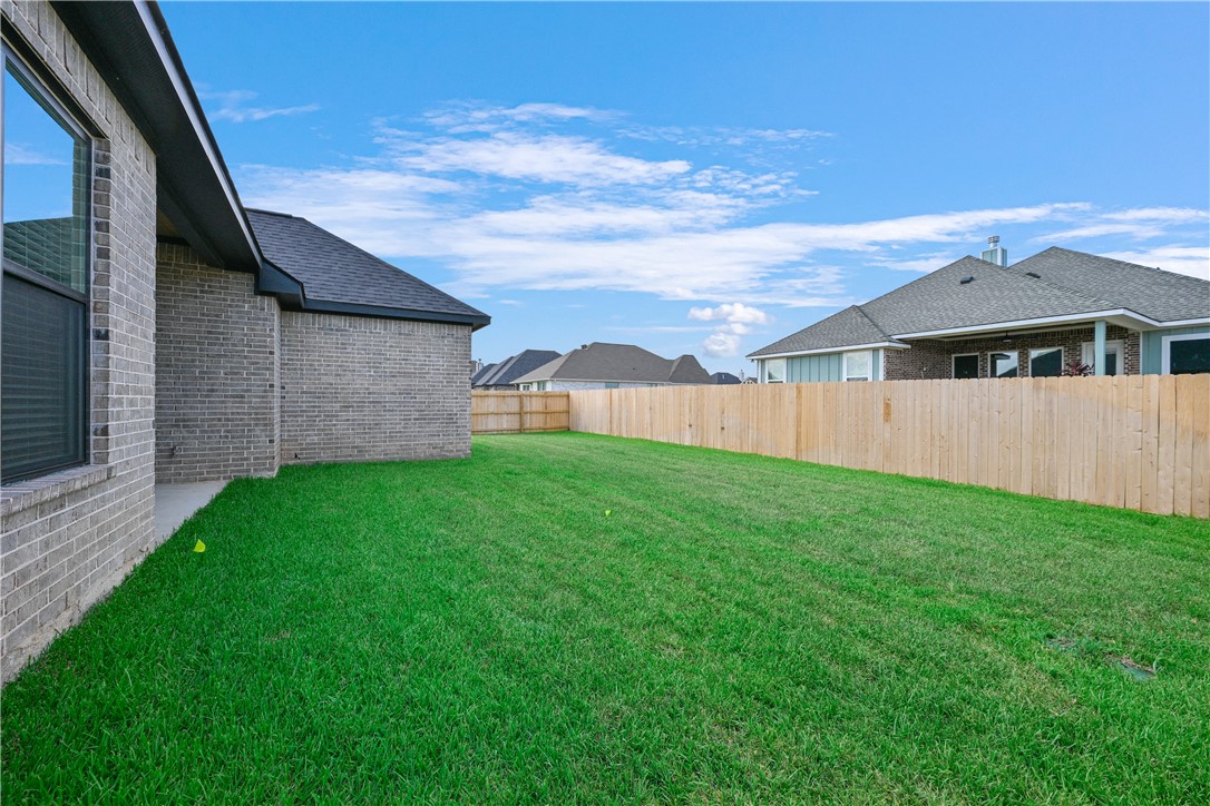 2822 Captain Drive Property Photo 27
