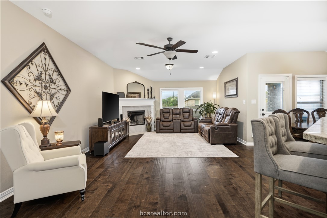 2928 Archer Drive Property Photo 4