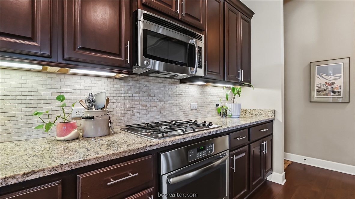 3432 Lockett Hall Circle Property Photo 13