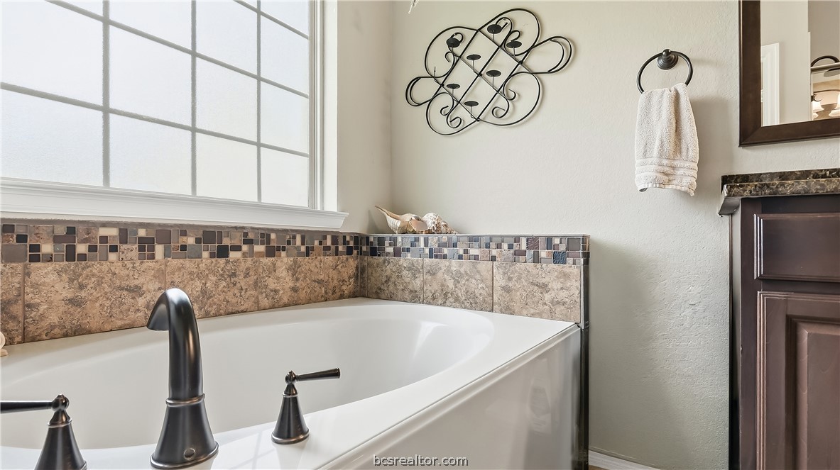 3432 Lockett Hall Circle Property Photo 21
