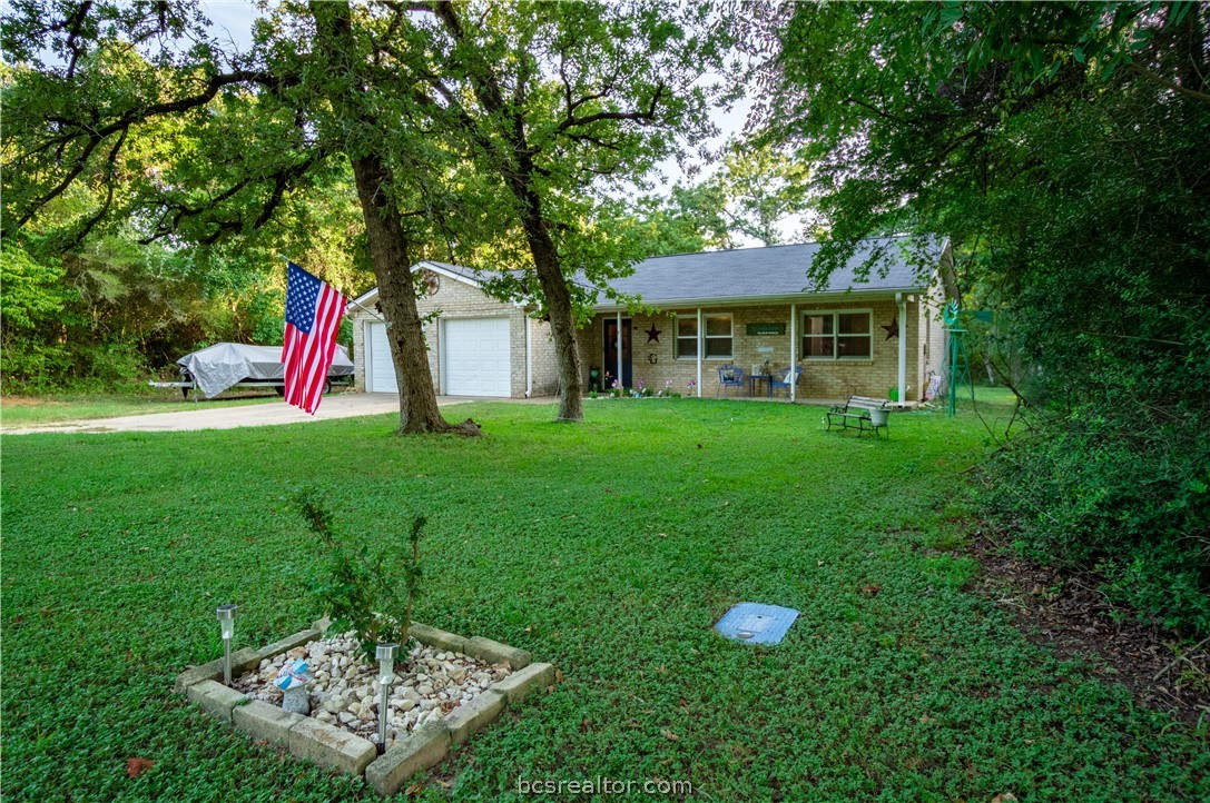 9 Valley View Property Photo 1