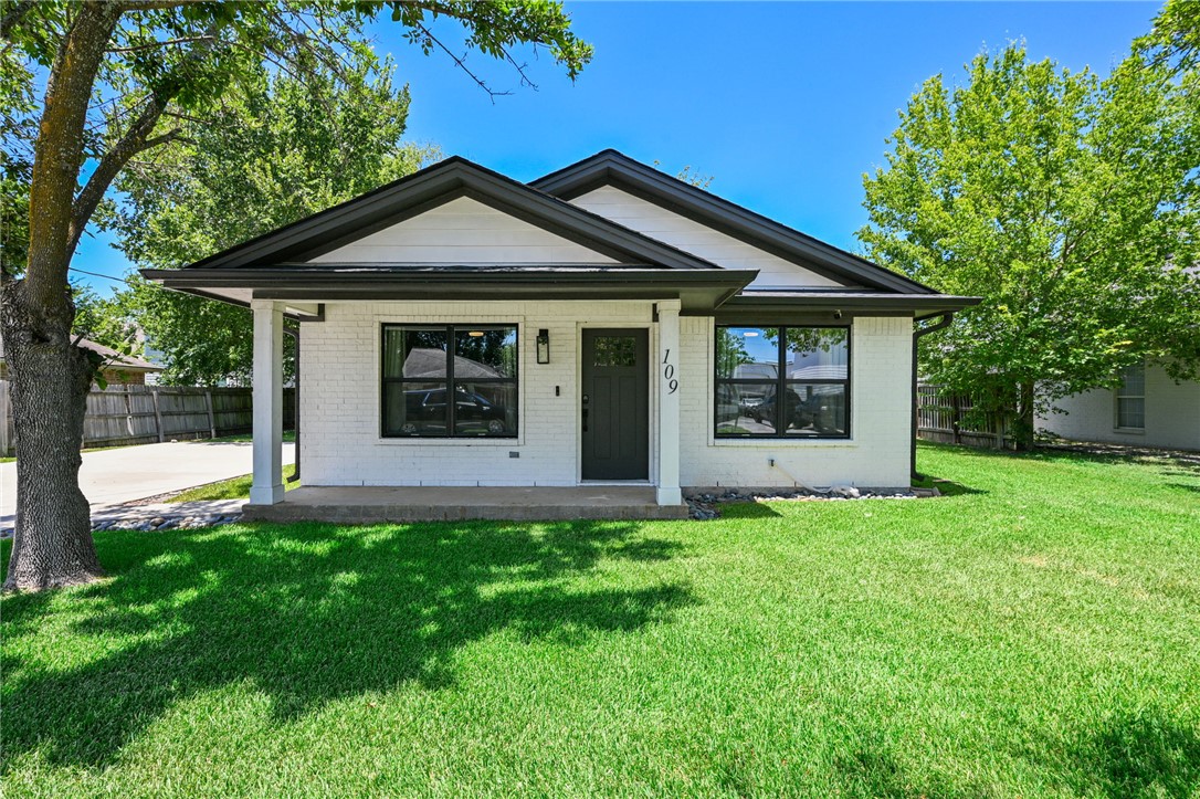 109 Sterling Street Property Photo 1