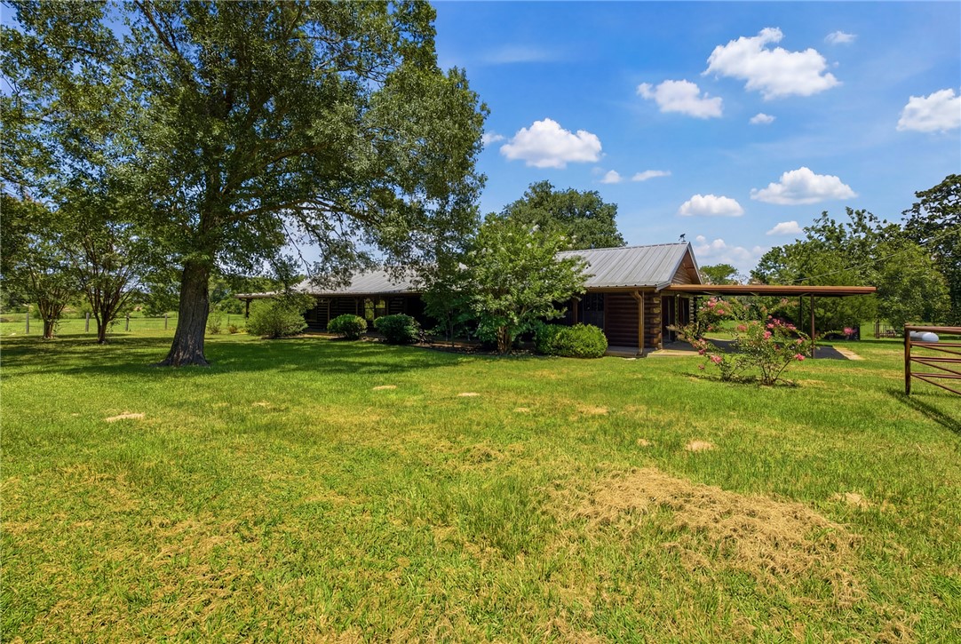 577 Watson Road Property Photo 3