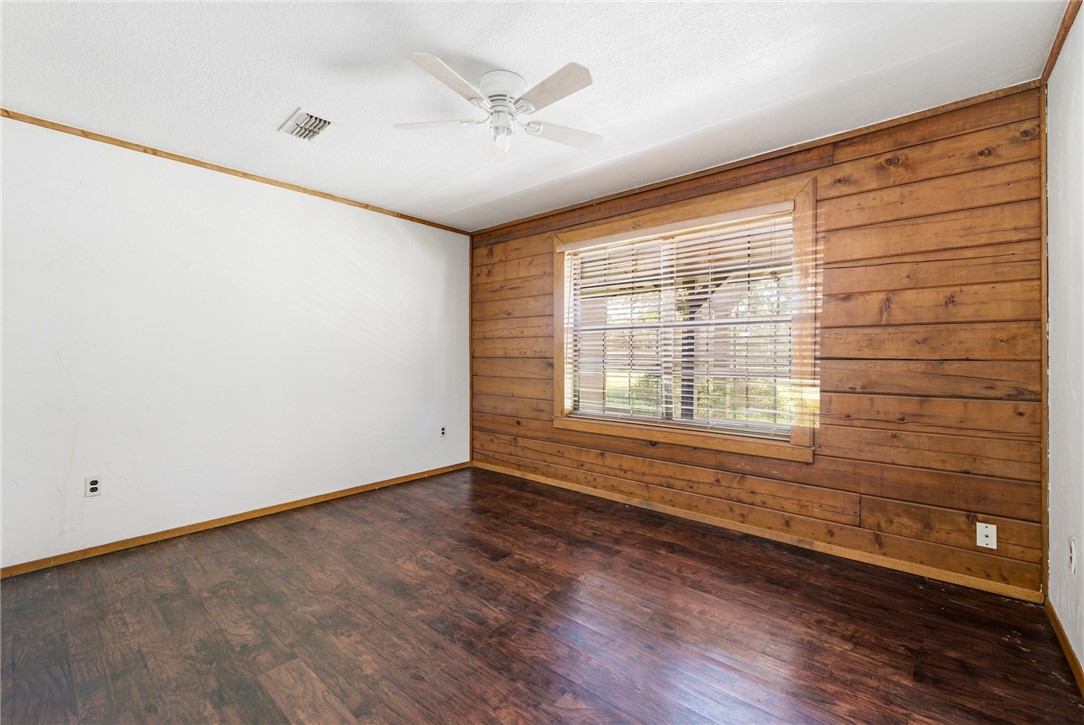 577 Watson Road Property Photo 24
