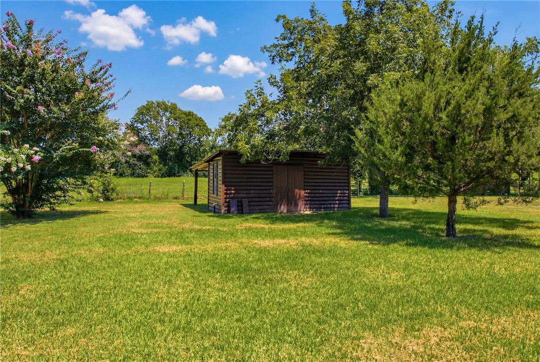 577 Watson Road Property Photo 33