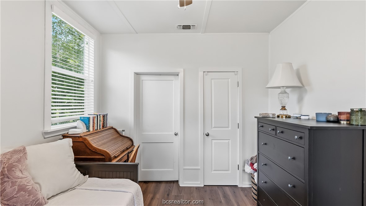 907 North Avenue Property Photo 18