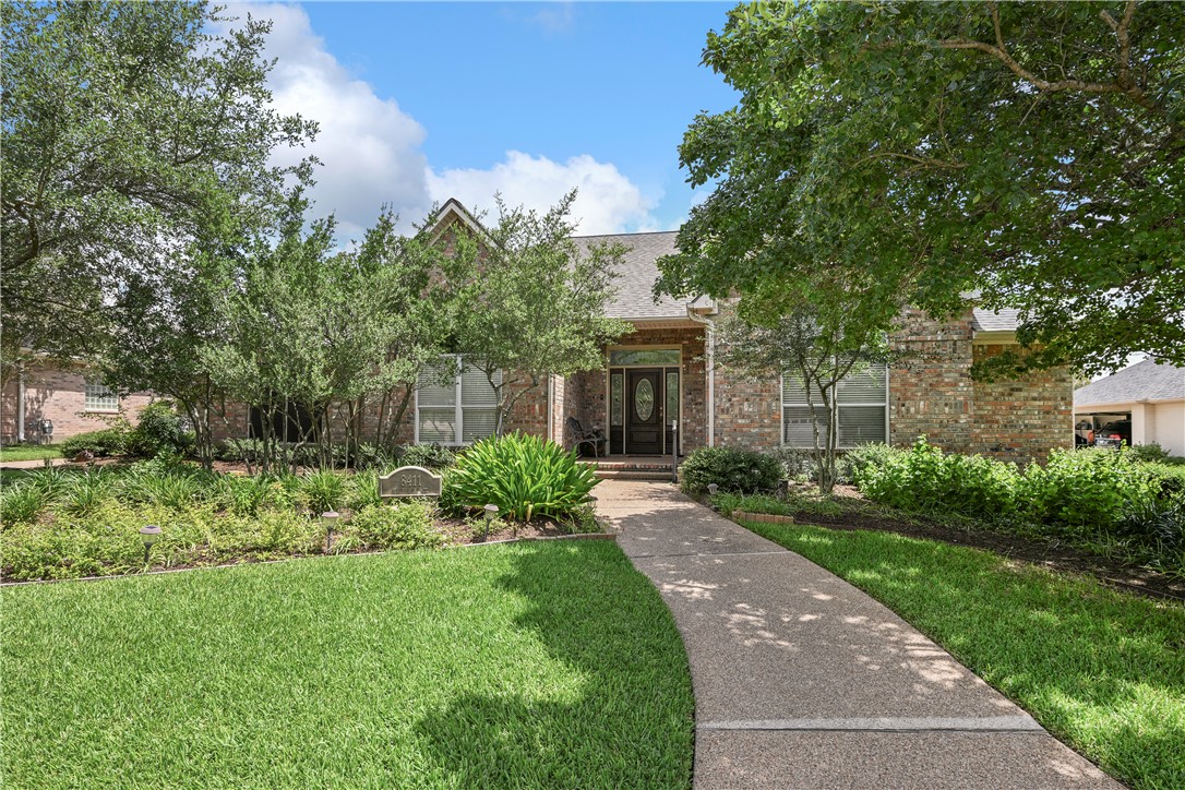 8411 Whiterose Court Property Photo 1