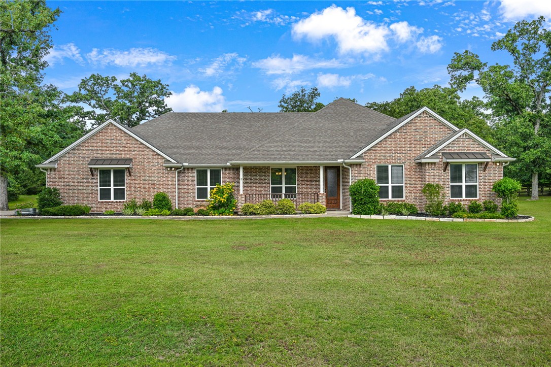 9585 Lancaster Drive Property Photo 1