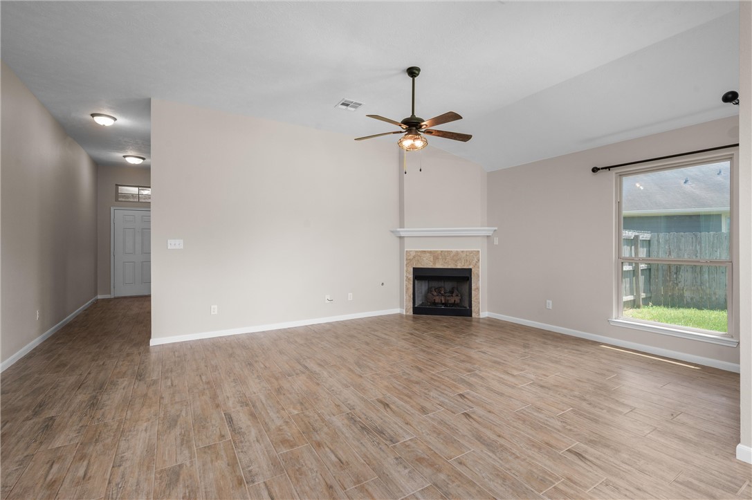 3075 Positano Loop Property Photo 7