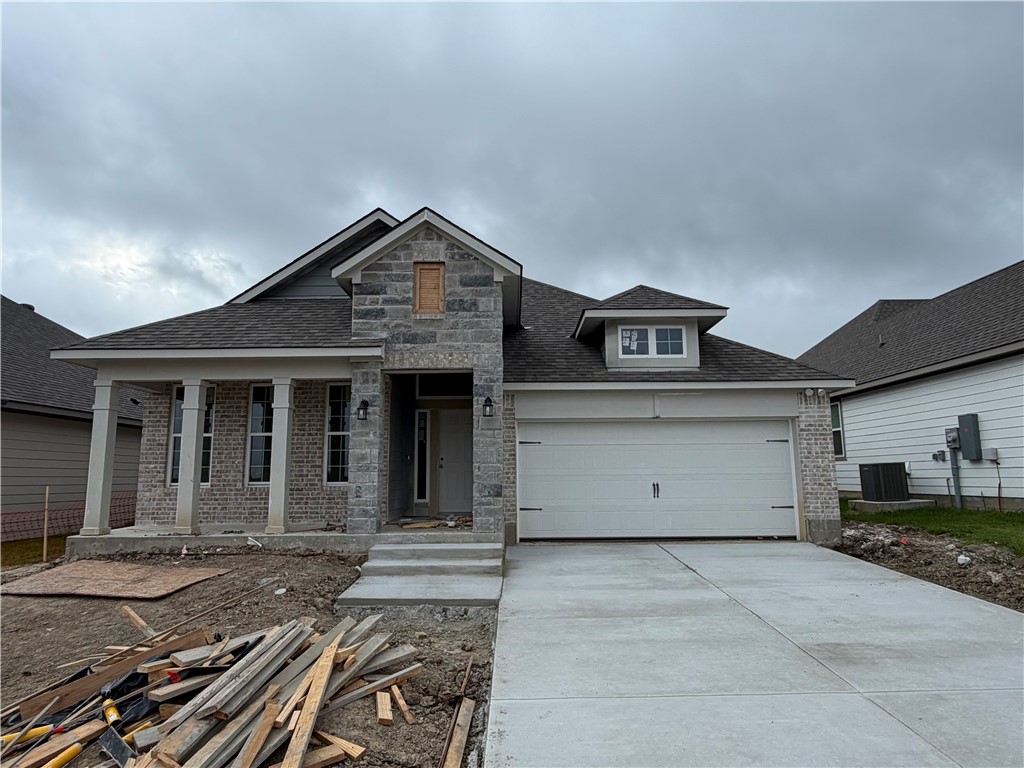 4725 Holm Oak Road Property Photo 1