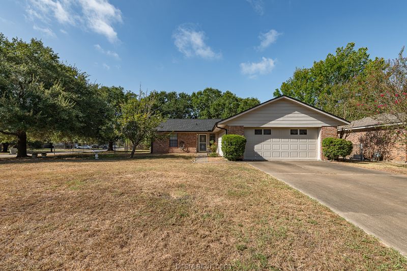 4210 Green Valley Drive Property Photo 1