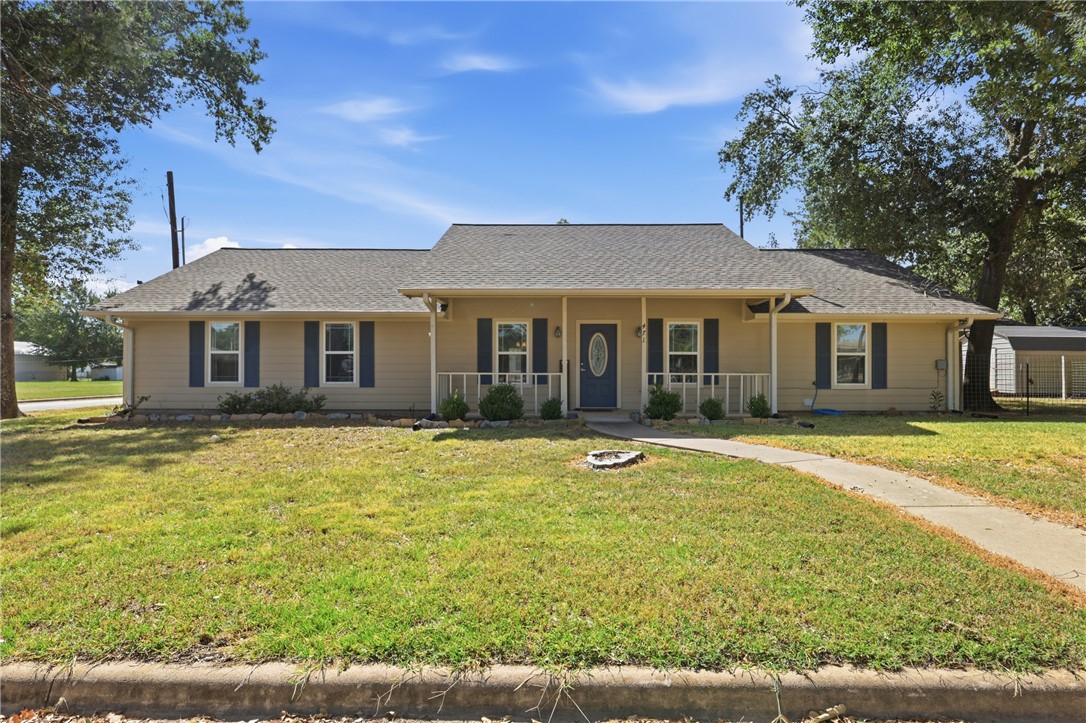 471 8th Street Property Photo 1