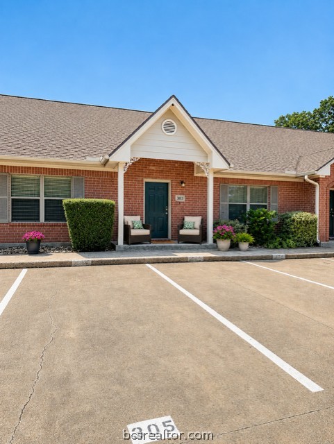 1702 Deacon Drive 303