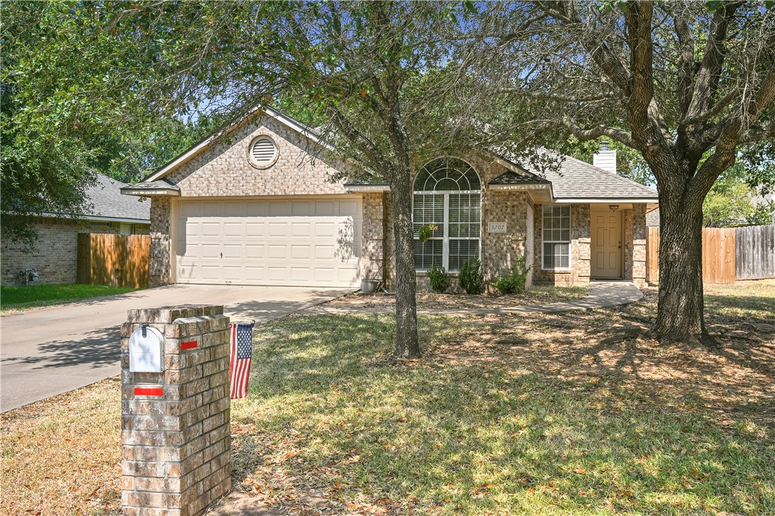 3207 Neuburg Court Property Photo 1