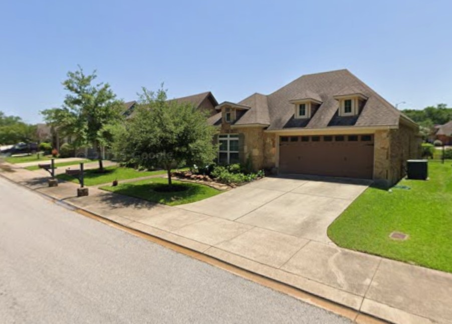 1710 Parkland Drive Property Photo 1